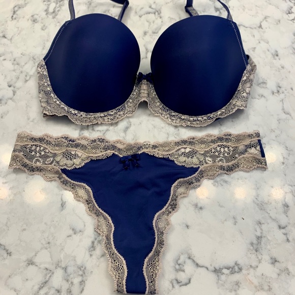 Victoria’s Secret Dream Angels set - Picture 1 of 6